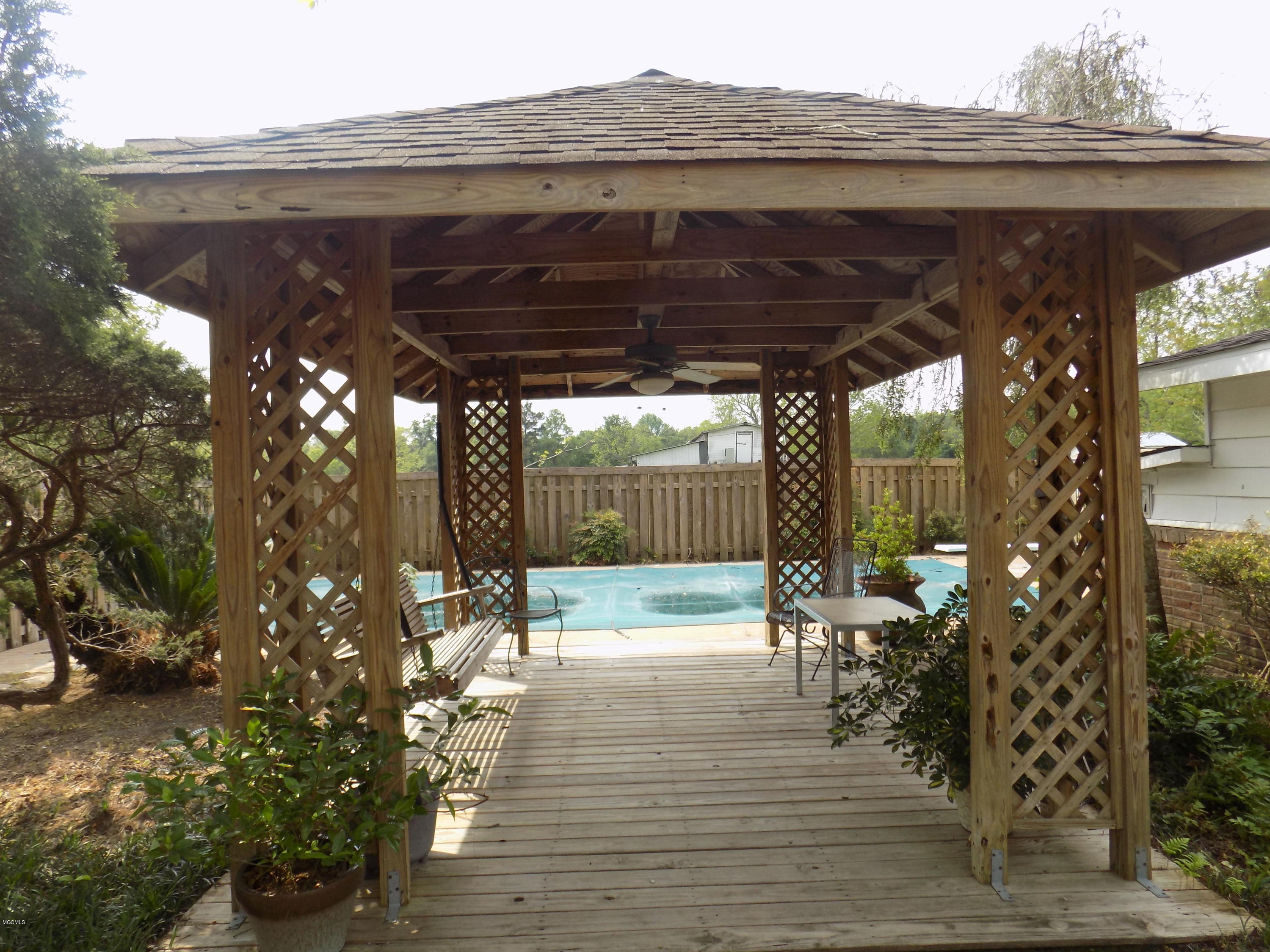 9169 Woolmarket Road Biloxi, MS 39532 - Photo 20 of 31 DSCN8783