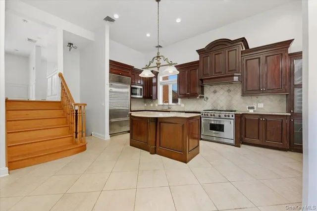 $1,899,000 | 159-20 82nd Street | Rockwood Park