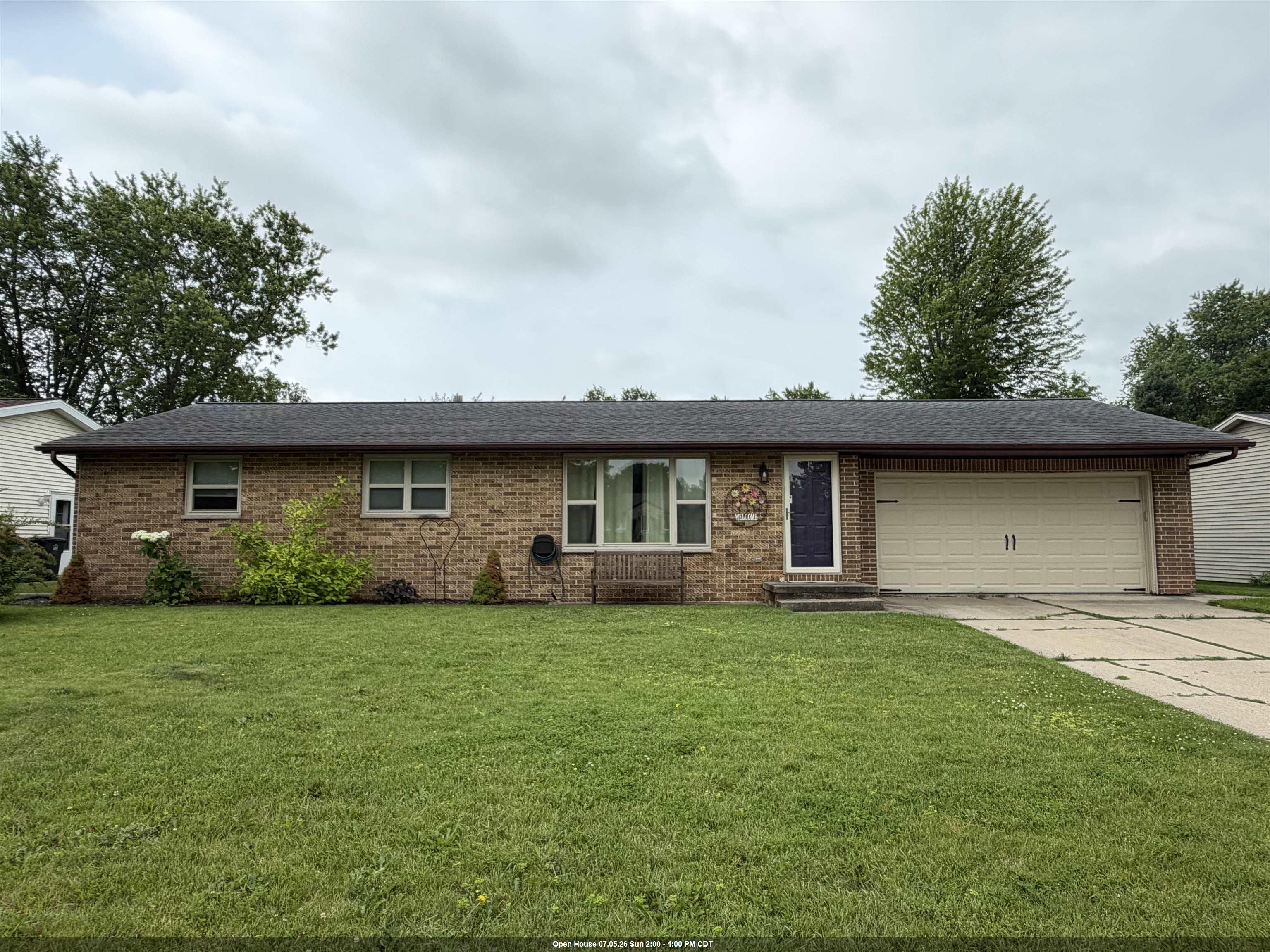 1589 West Paulson Road Green Bay, WI 54313 - Photo 1 of 20
