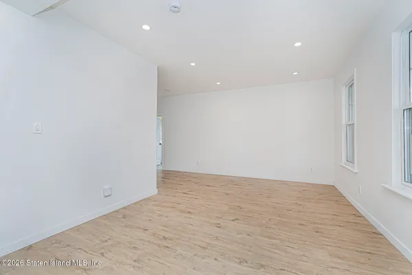 $899,999 | 5396 Arthur Kill Road | Tottenville