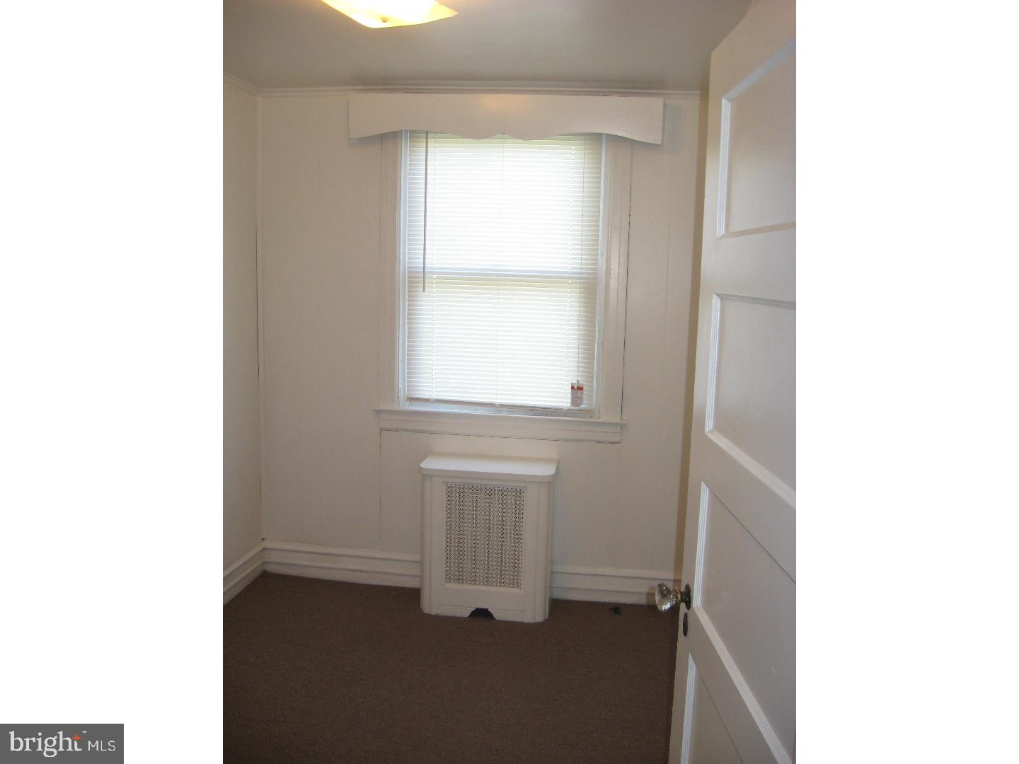 504 Millbank Road Upper Darby, PA 19082 - Photo 11 of 15