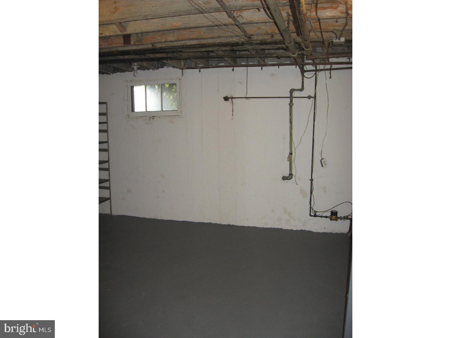 504 Millbank Road Upper Darby, PA 19082 - Photo 14 of 15