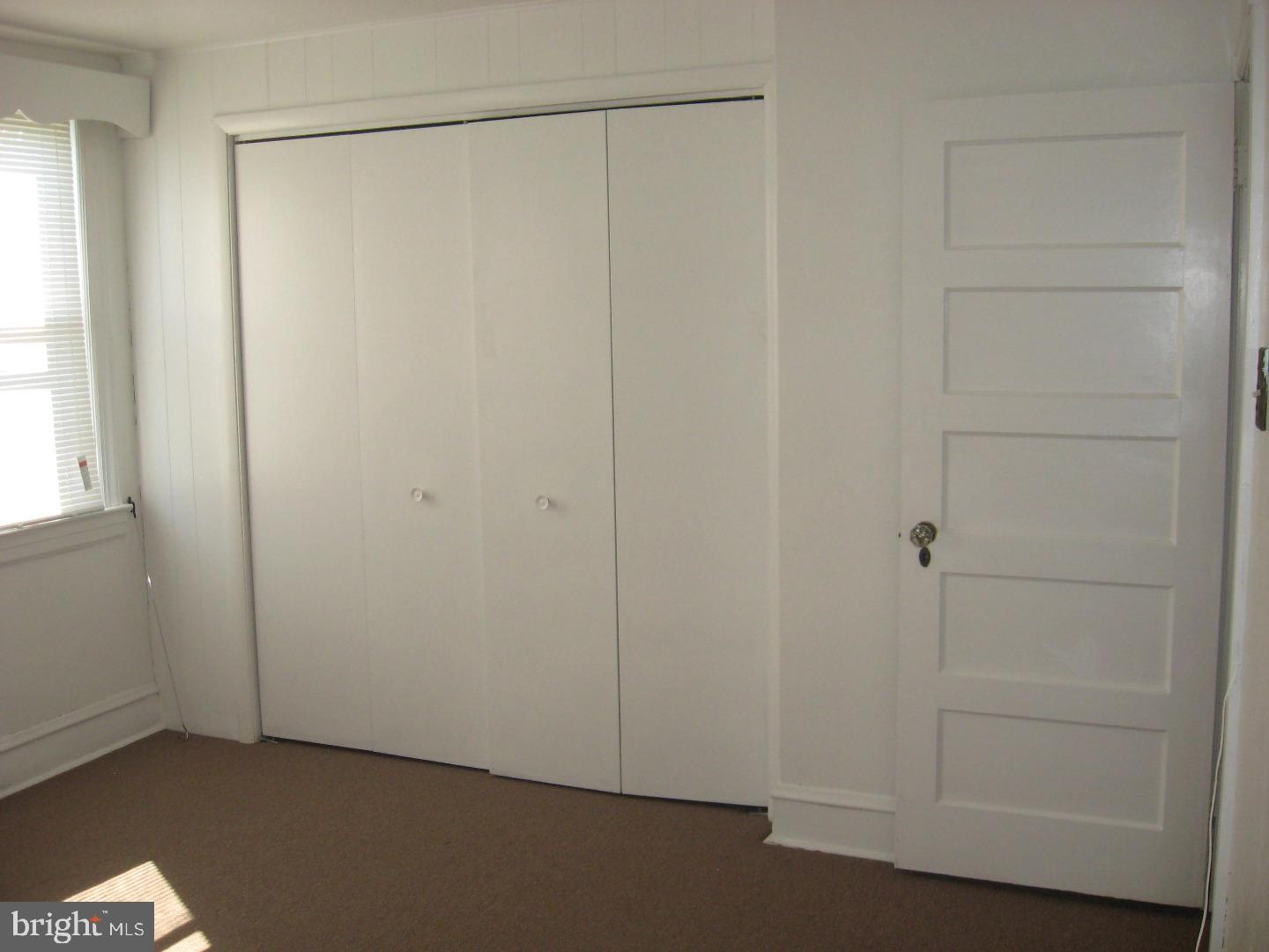 504 Millbank Road Upper Darby, PA 19082 - Photo 9 of 15