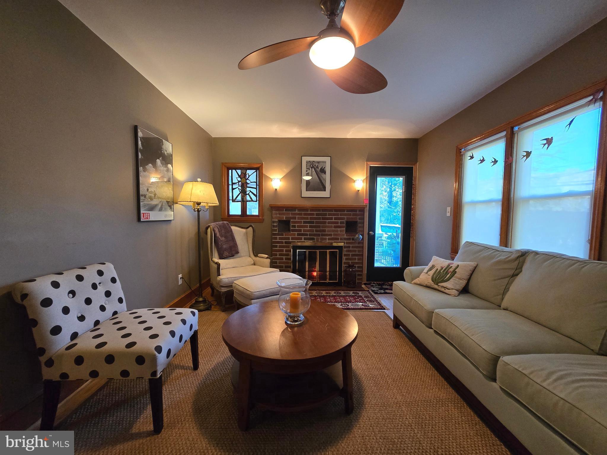Living room with fireplace (not currently in use)