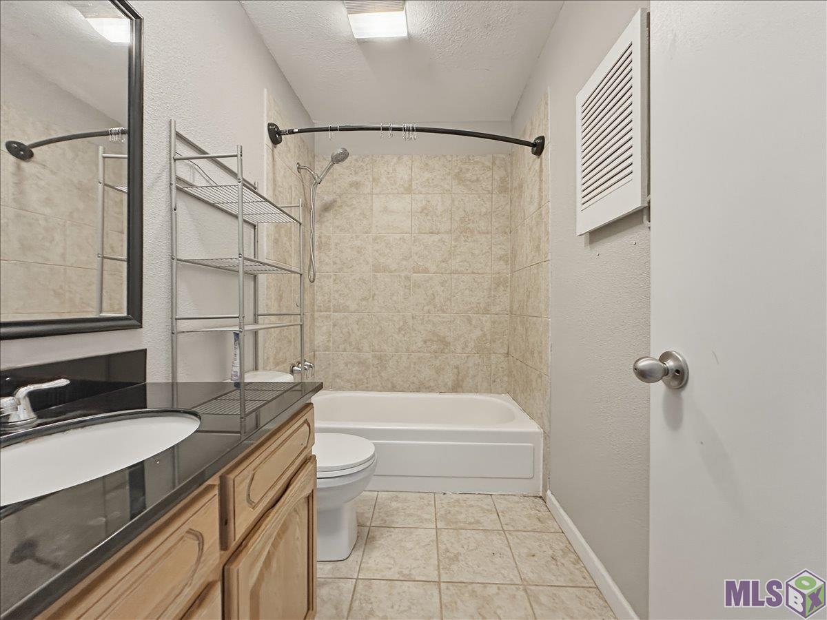 10290 West Winston Avenue, Unit 14 Baton Rouge, LA 70809 - Photo 10 of 13