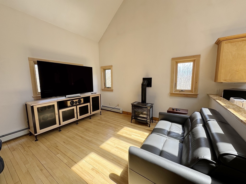 259 River Road West Newbury, MA 01985 - Photo 9 of 19