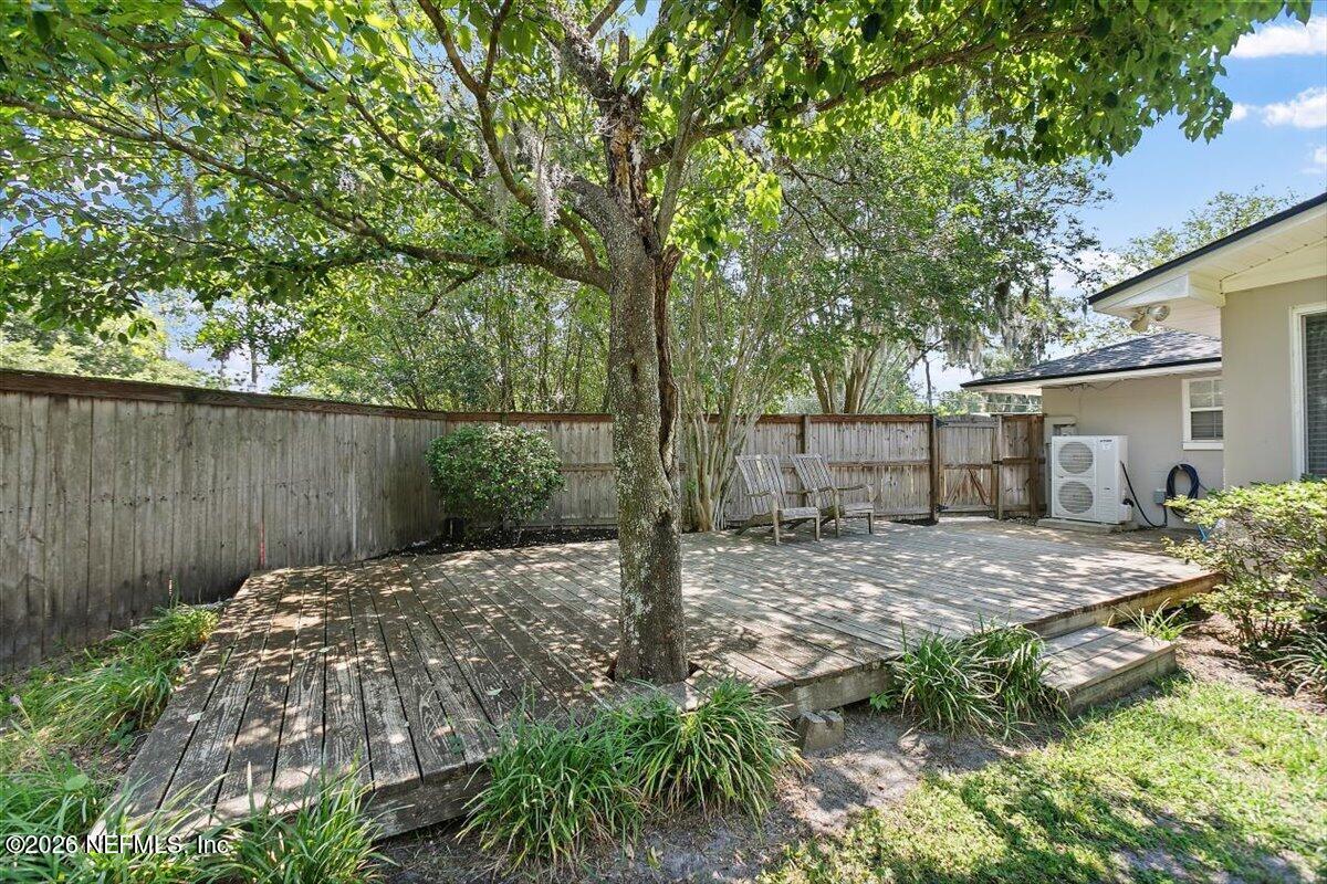 560 Mandalay Road Jacksonville, FL 32216 - Photo 20 of 27 19-Deck