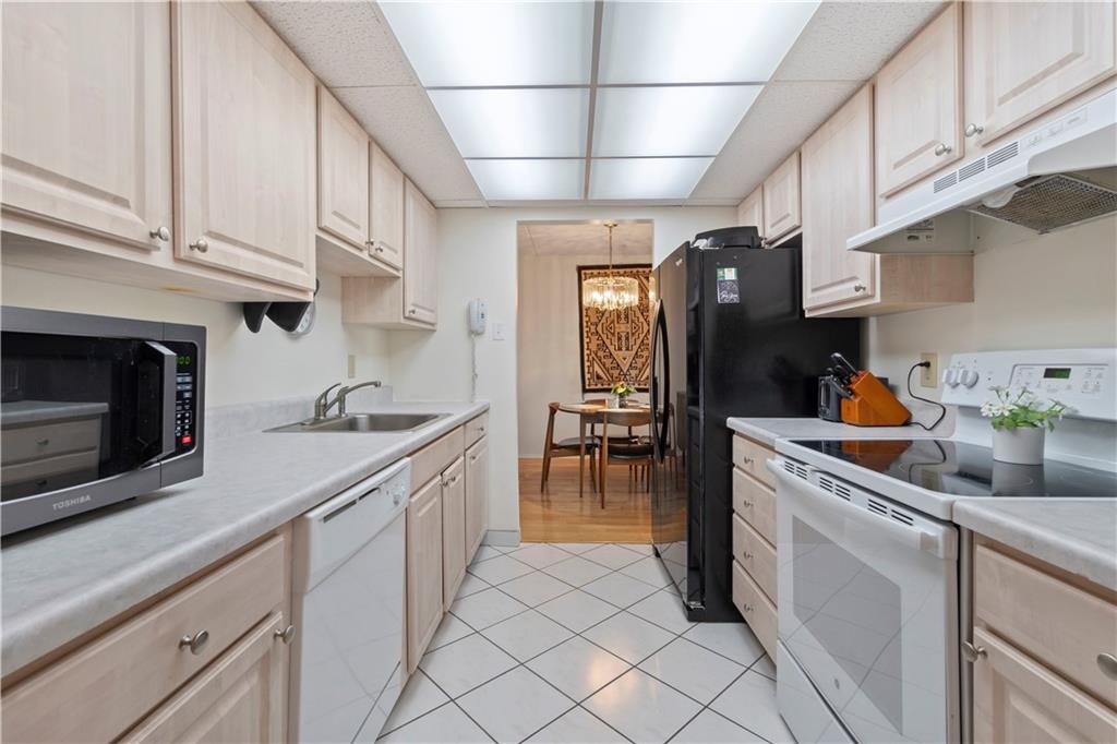 5600 Munhall Road, Unit 517 Pittsburgh, PA 15217 - Photo 11 of 38 Gallery Image 11
