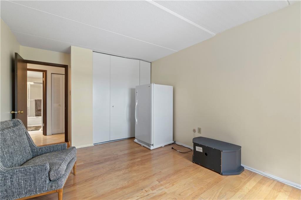 5600 Munhall Road, Unit 517 Pittsburgh, PA 15217 - Photo 15 of 38 Gallery Image 15