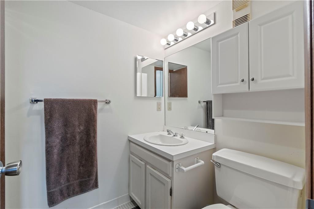 5600 Munhall Road, Unit 517 Pittsburgh, PA 15217 - Photo 19 of 38 Gallery Image 19