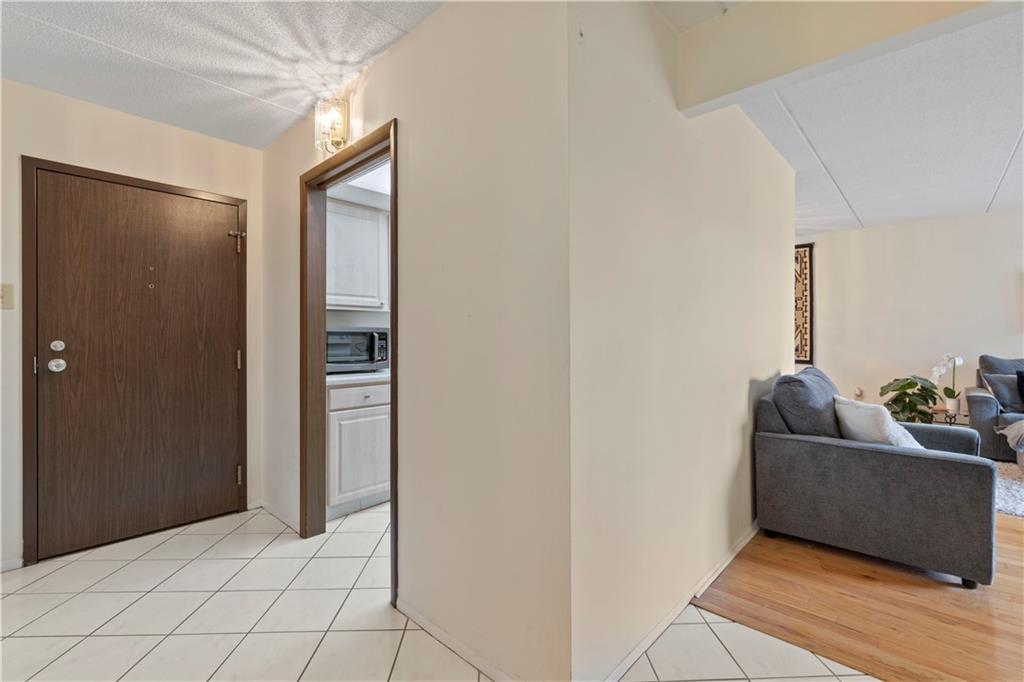 5600 Munhall Road, Unit 517 Pittsburgh, PA 15217 - Photo 22 of 38 Gallery Image 22