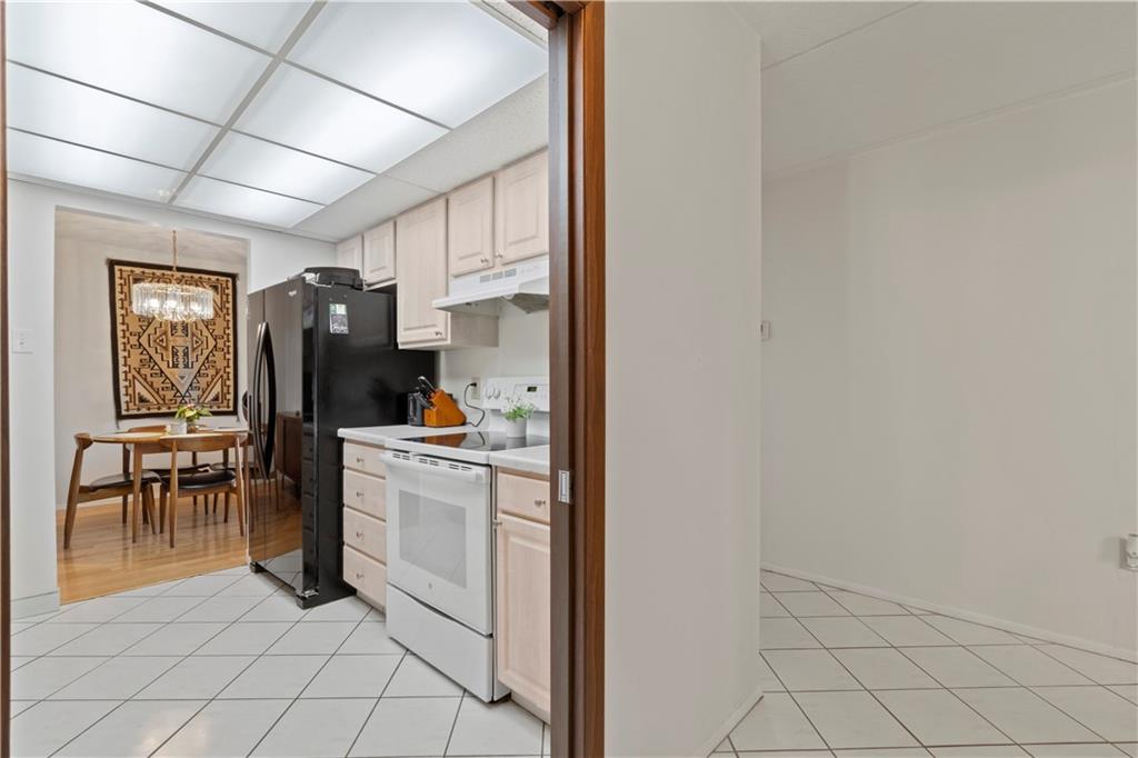 5600 Munhall Road, Unit 517 Pittsburgh, PA 15217 - Photo 10 of 38 Gallery Image 10