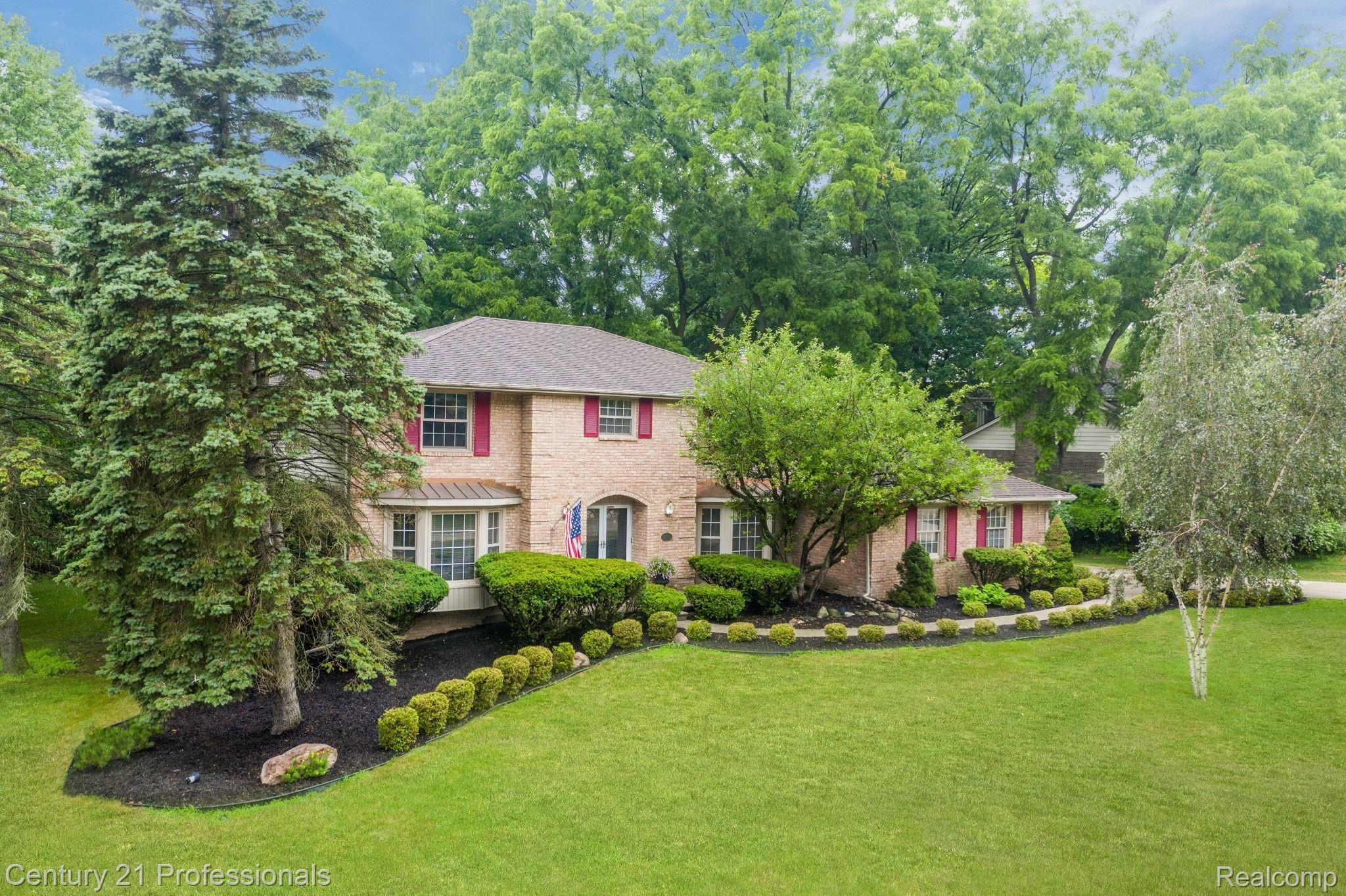 1793 North Kilburn Road Rochester, MI 48306 - Photo 1 of 25 Welcome Home