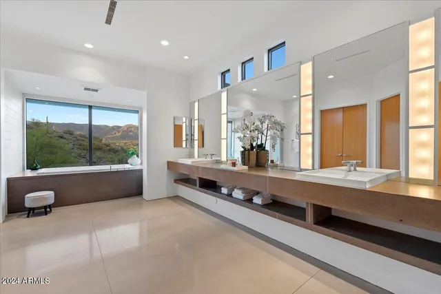 $4,597,500 | 9626 East Aw Tillinghast Road, Scottsdale, AZ 85262