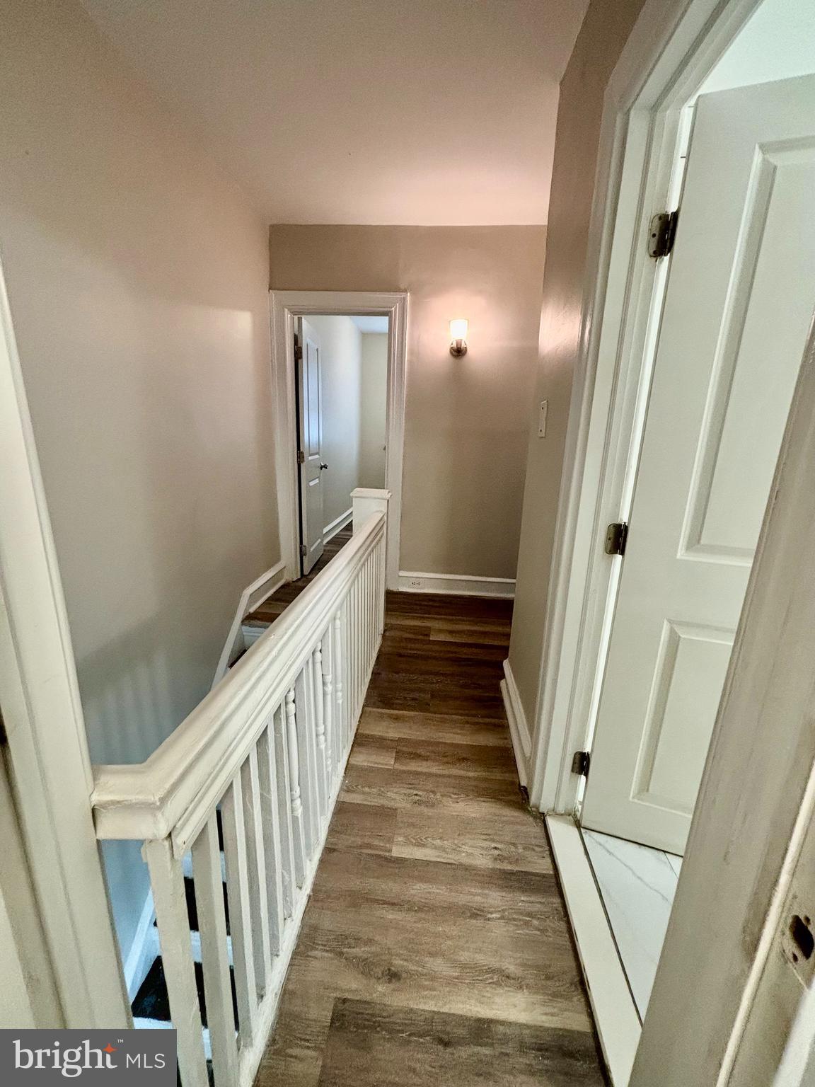 441 West Raymond Street Philadelphia, PA 19140 - Photo 21 of 29 hallway