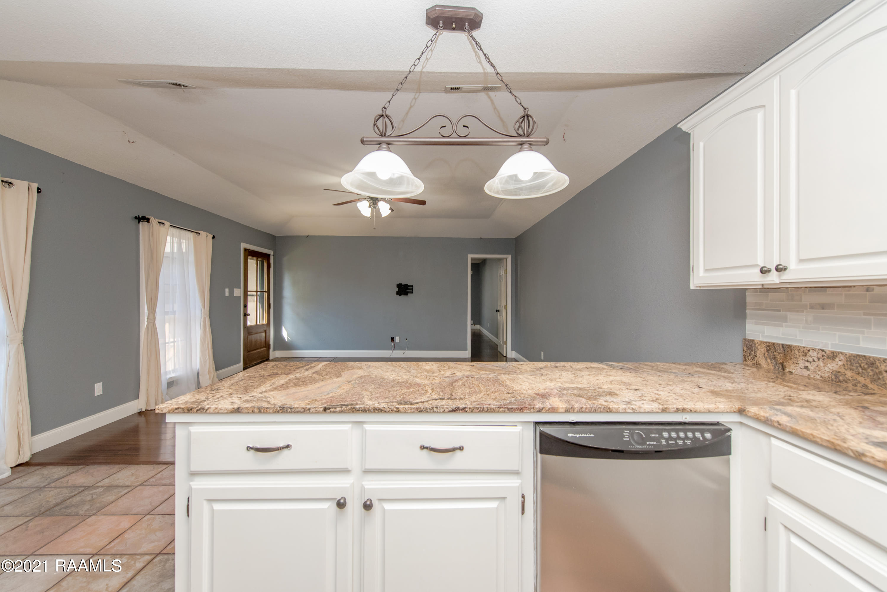 108 Conquest Road, Unit A Youngsville, LA 70592 - Photo 12 of 40 Gallery Image 12
