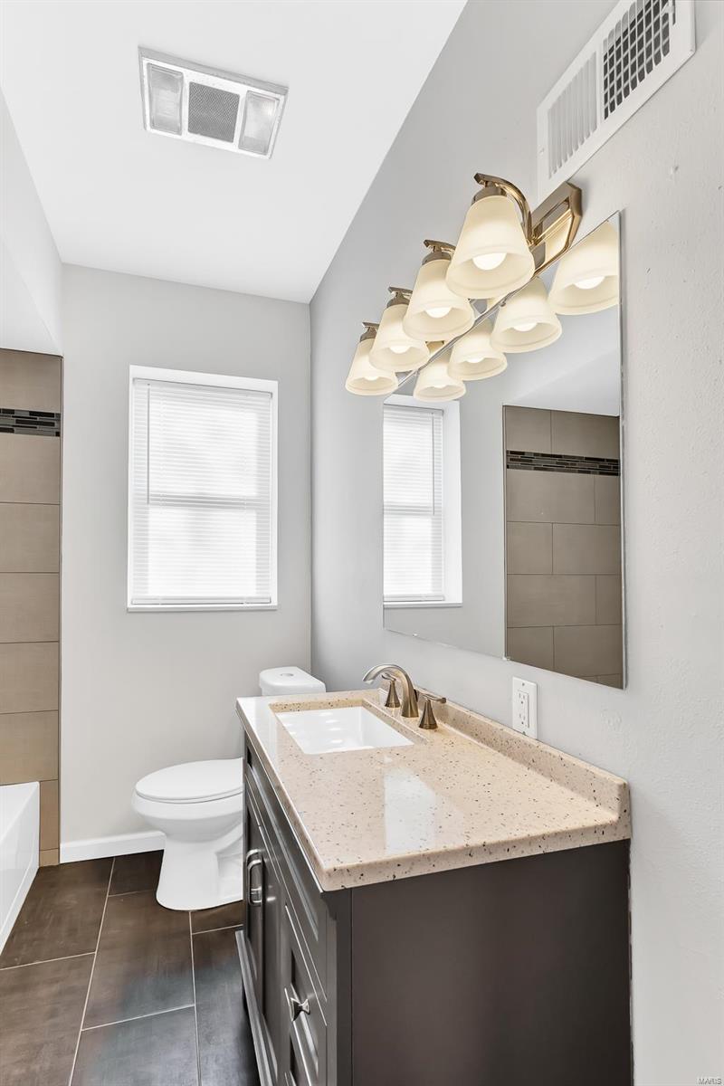 2852 Telegraph Road St. Louis, MO 63125 - Photo 16 of 29 Gallery Image 16