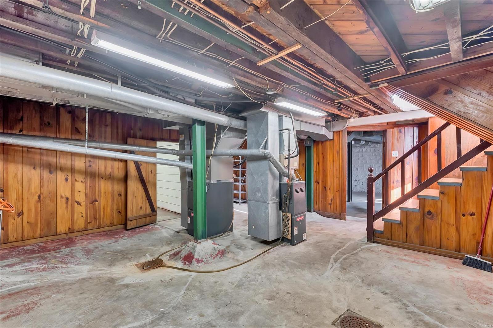 2852 Telegraph Road St. Louis, MO 63125 - Photo 27 of 29 Gallery Image 27