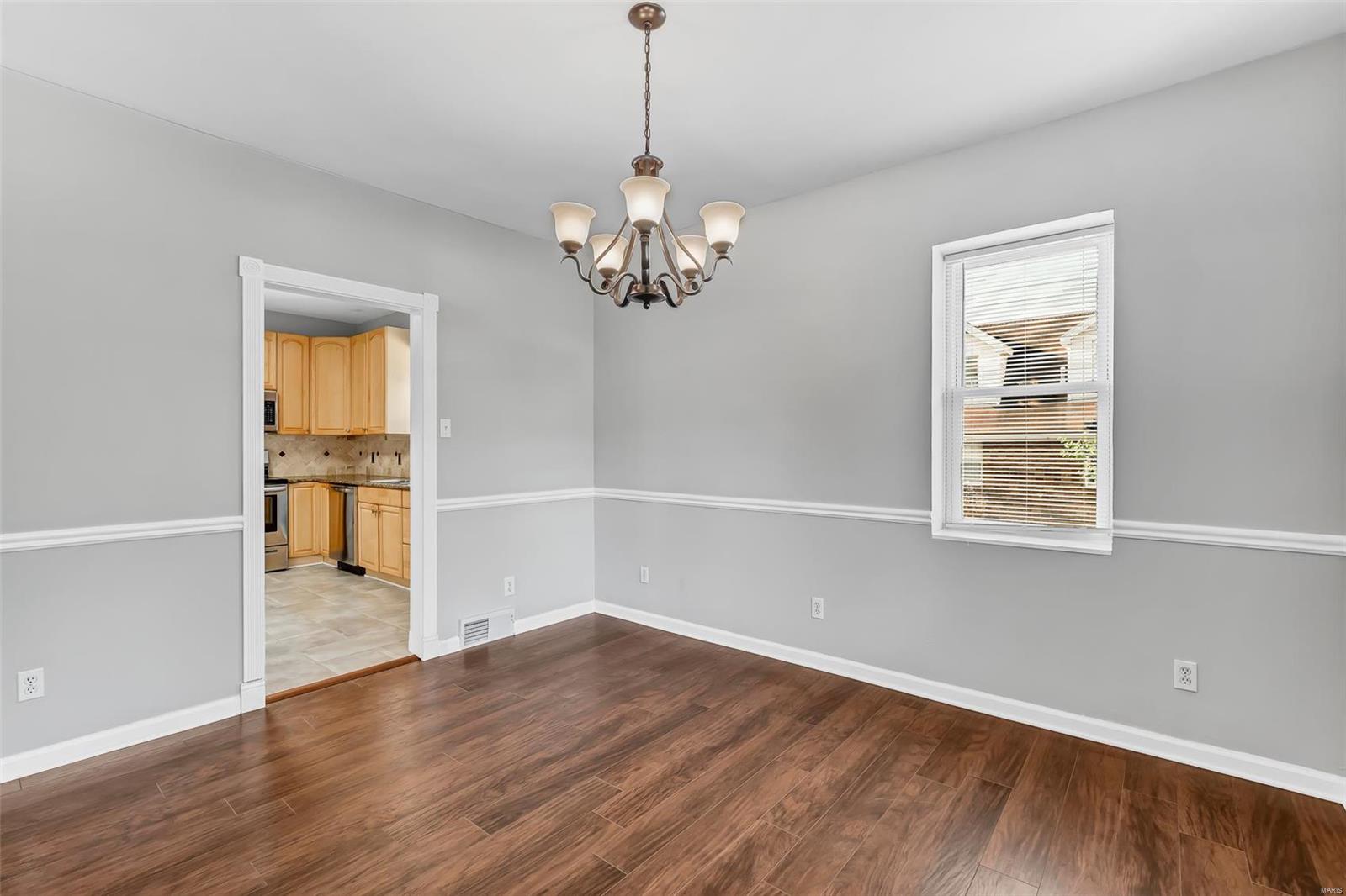 2852 Telegraph Road St. Louis, MO 63125 - Photo 8 of 29 Gallery Image 8