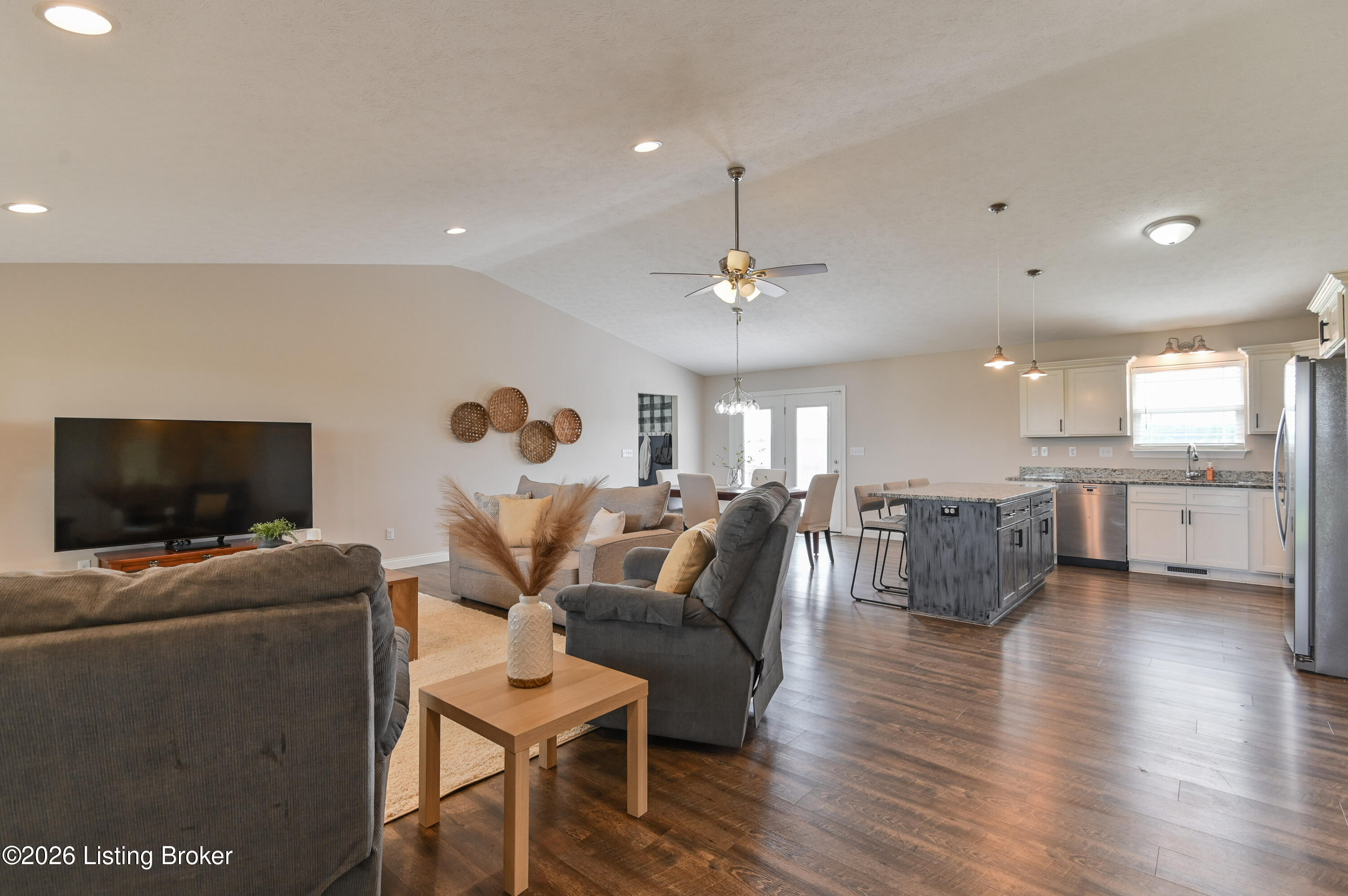 12533 Rineyville Road Vine Grove, KY 40175 - Photo 7 of 49 15 20260715-0982