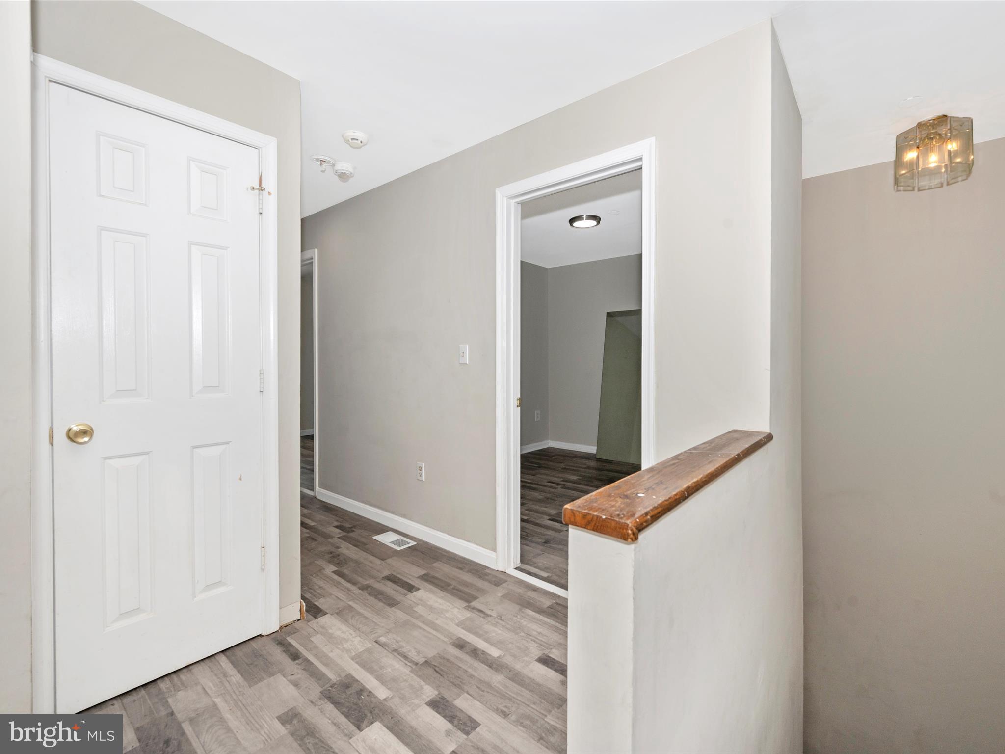 209 Hope Circle Frederick, MD 21701 - Photo 11 of 35 Upper hallway