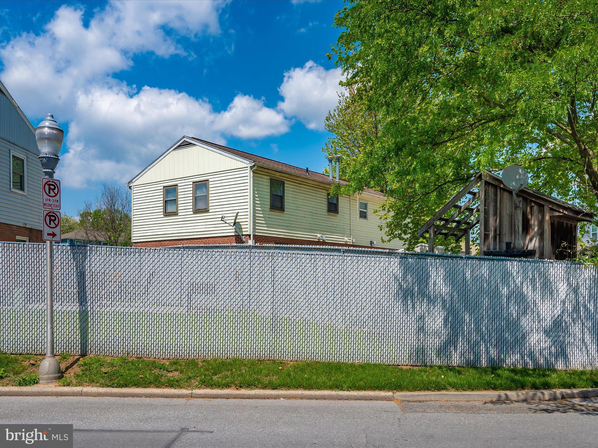209 Hope Circle Frederick, MD 21701 - Photo 6 of 35 Back of huse