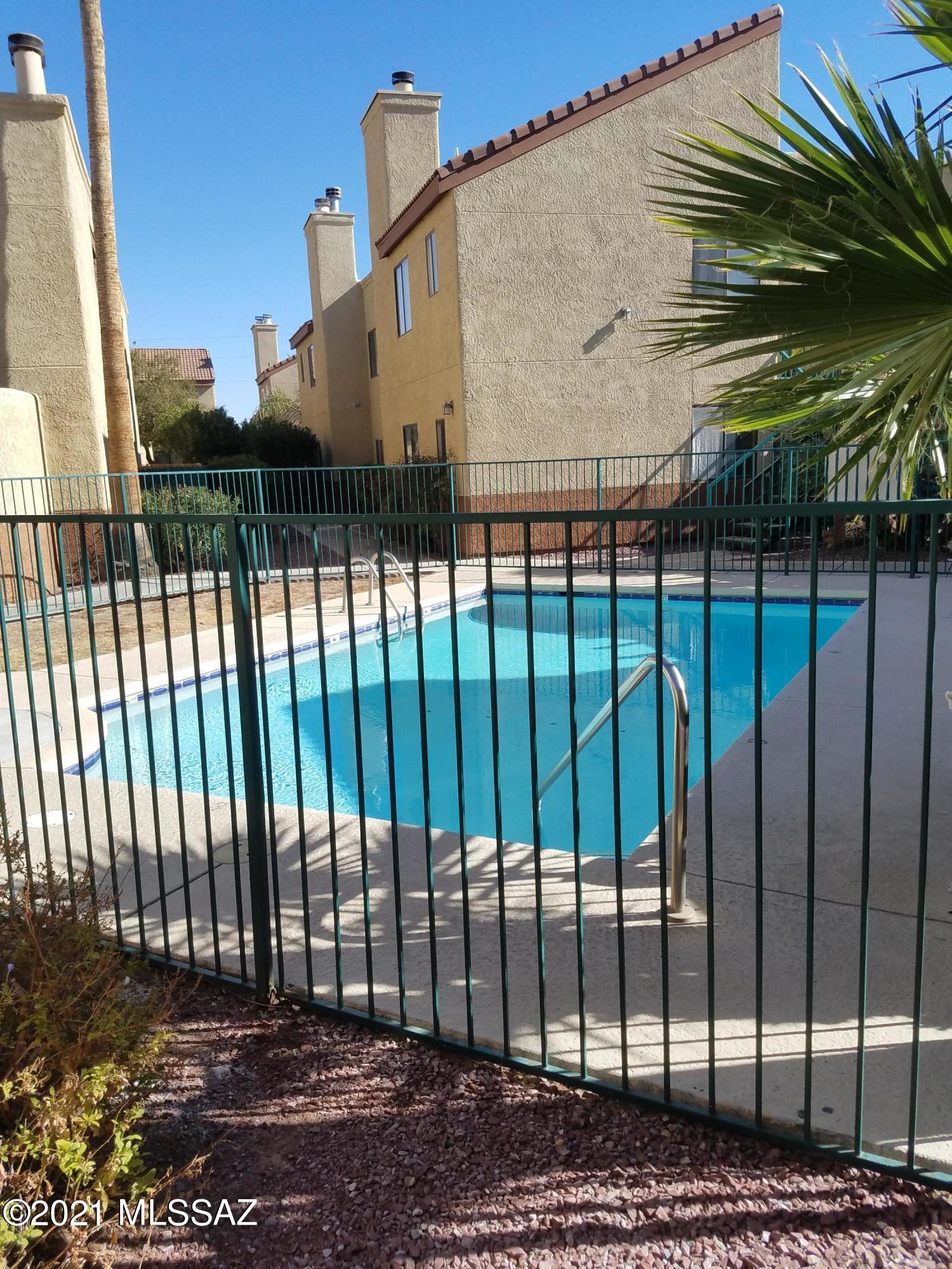3690 North Country Club Road, Unit 1025 Tucson, AZ 85716 - Photo 3 of 20