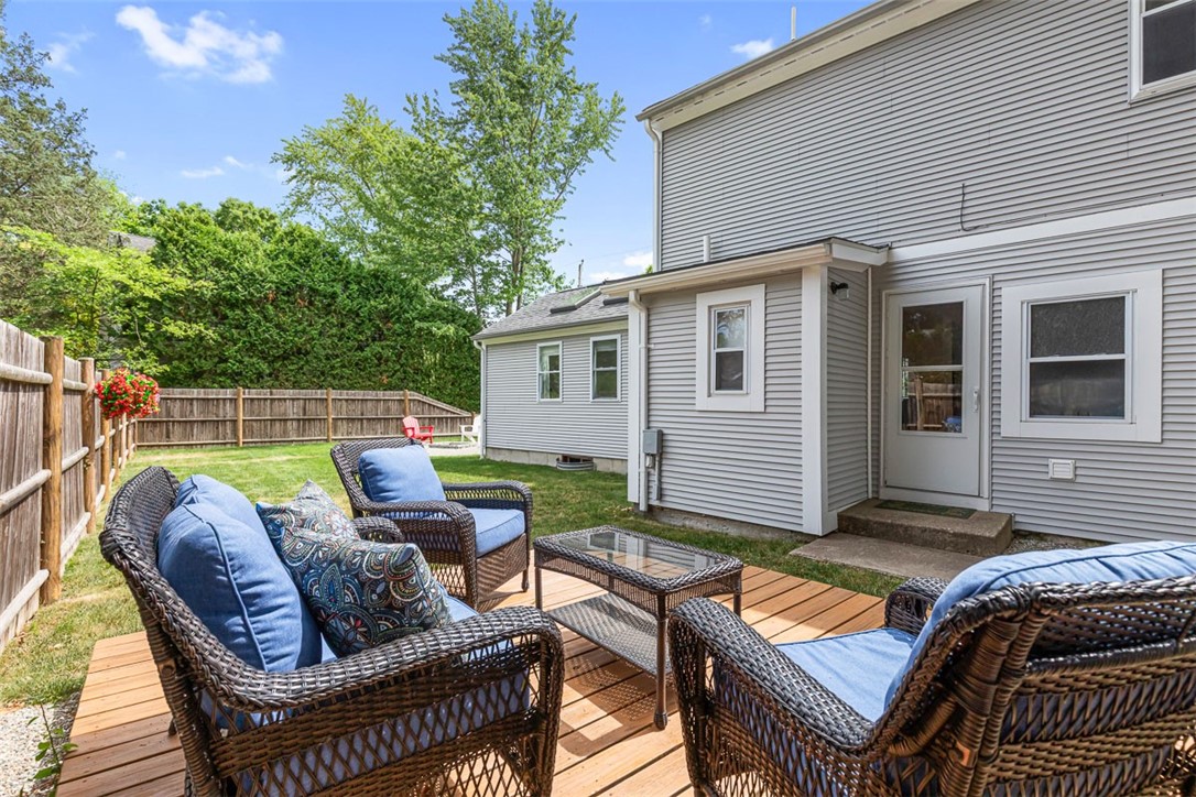 69 Mason Road Barrington, RI 02806 - Photo 6 of 9