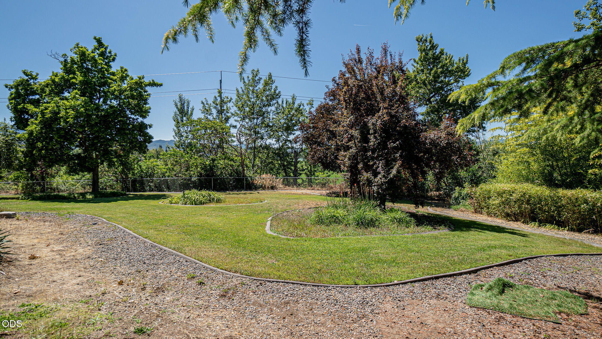 5247 Dobrot Way Central Point, OR 97502 - Photo 31 of 34