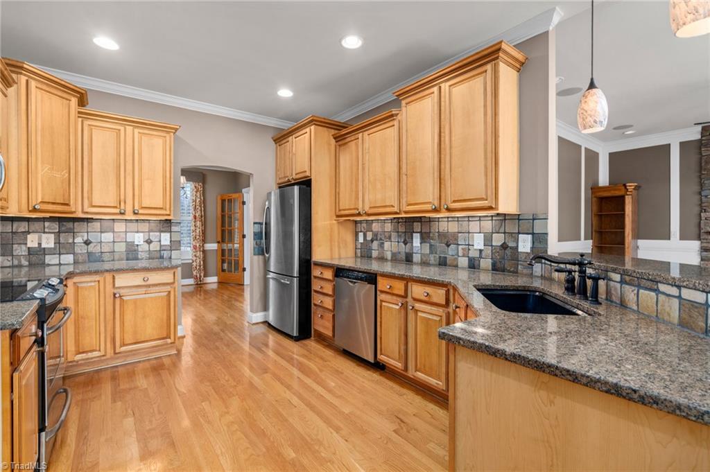 5800 Mabe Drive Oak Ridge, NC 27310 - Photo 14 of 46