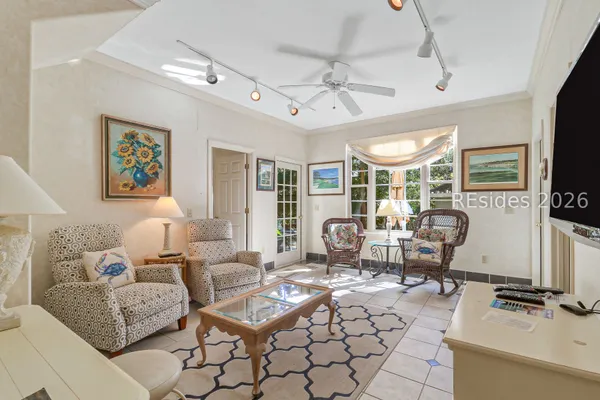 $2,300,000 | 2 Canvasback Road, Hilton Head Island, SC 29928