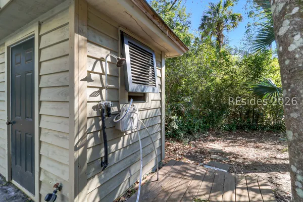 $2,300,000 | 2 Canvasback Road, Hilton Head Island, SC 29928