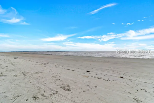 $2,300,000 | 2 Canvasback Road, Hilton Head Island, SC 29928