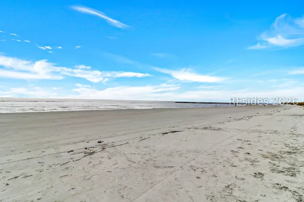 $2,300,000 | 2 Canvasback Road, Hilton Head Island, SC 29928