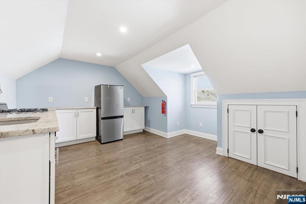 7 Main Terrace Bloomfield, NJ 07003 - Photo 21 of 34