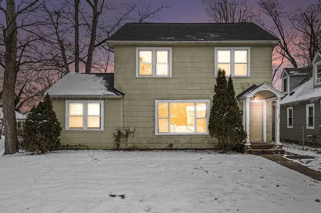 $179,900 | 903 Southworth Terrace, Kalamazoo, MI 49048