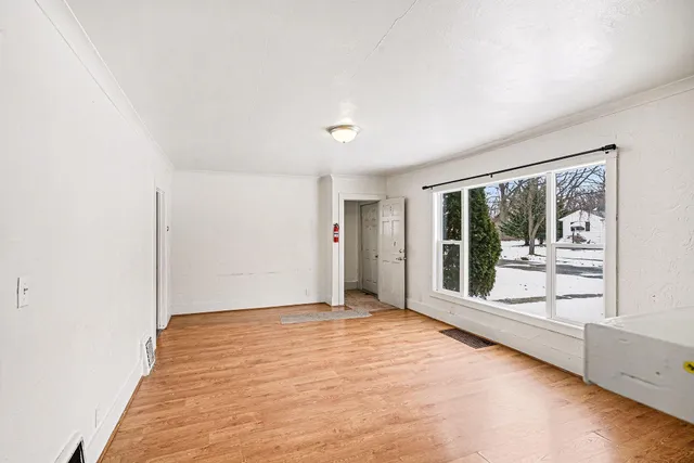 $179,900 | 903 Southworth Terrace, Kalamazoo, MI 49048