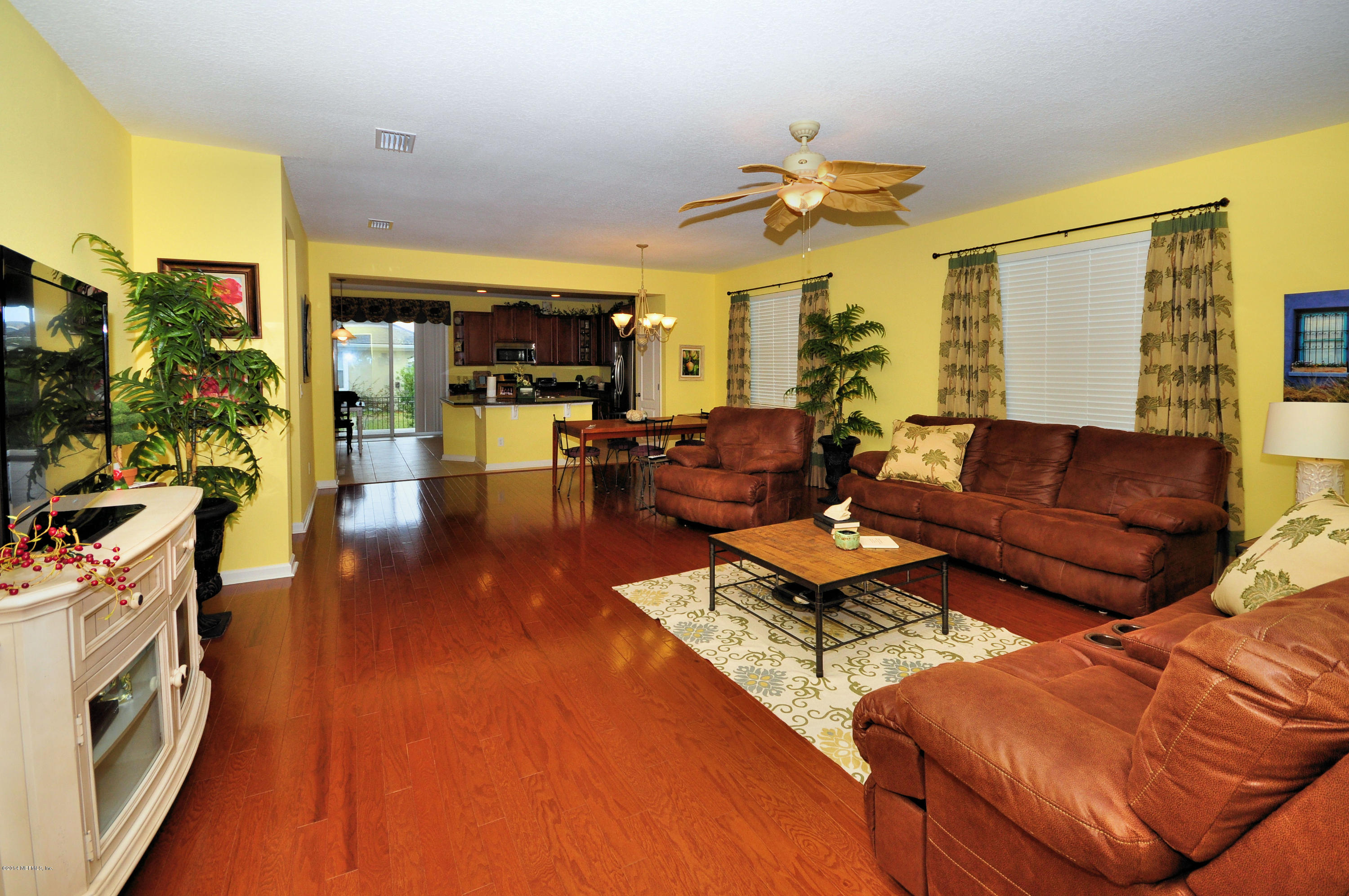 1113 Overdale Road St. Augustine, FL 32080 - Photo 8 of 14 family_room_1_h