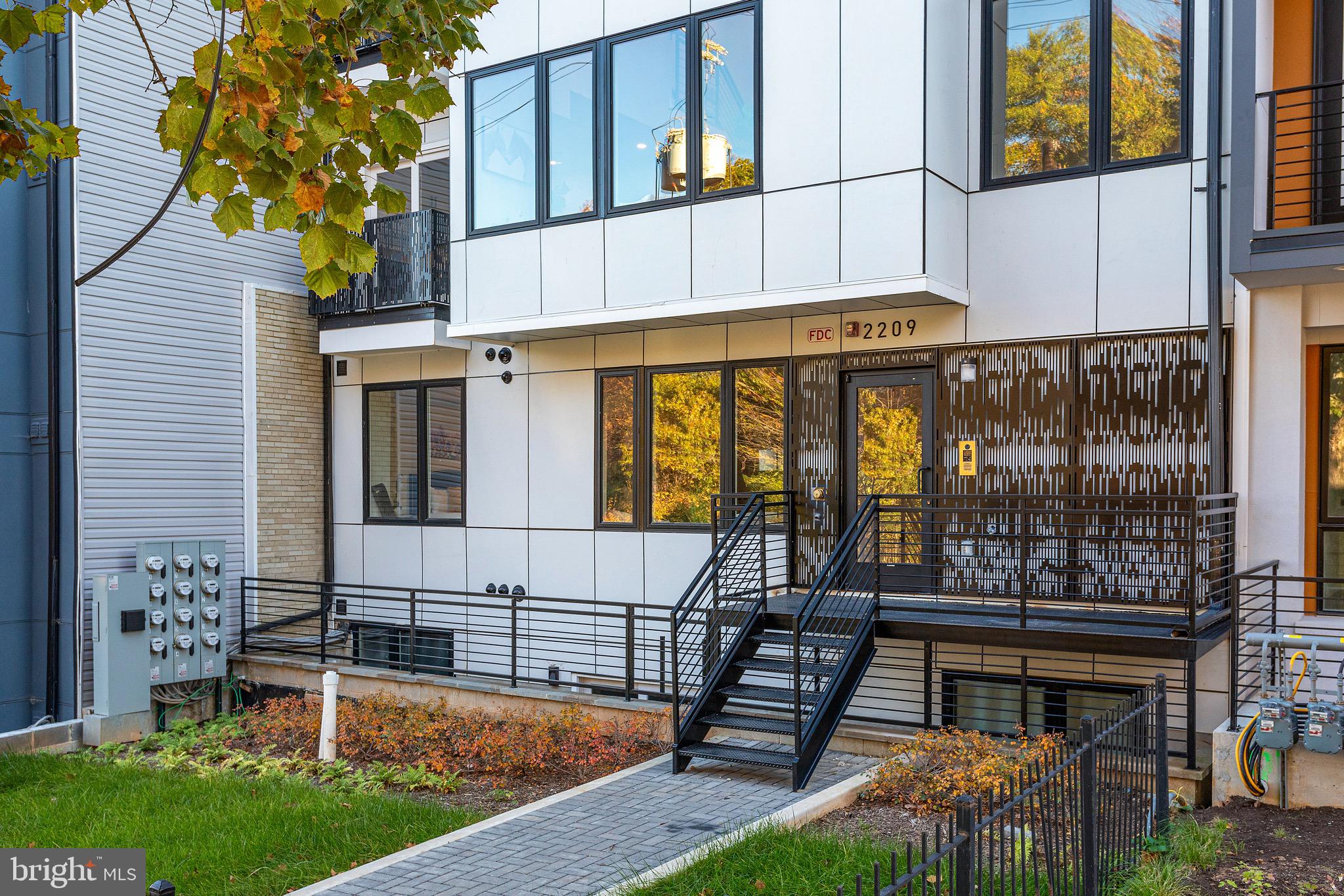 2209 M Street Northeast, Unit 9 Washington, DC 20002 - Photo 14 of 15