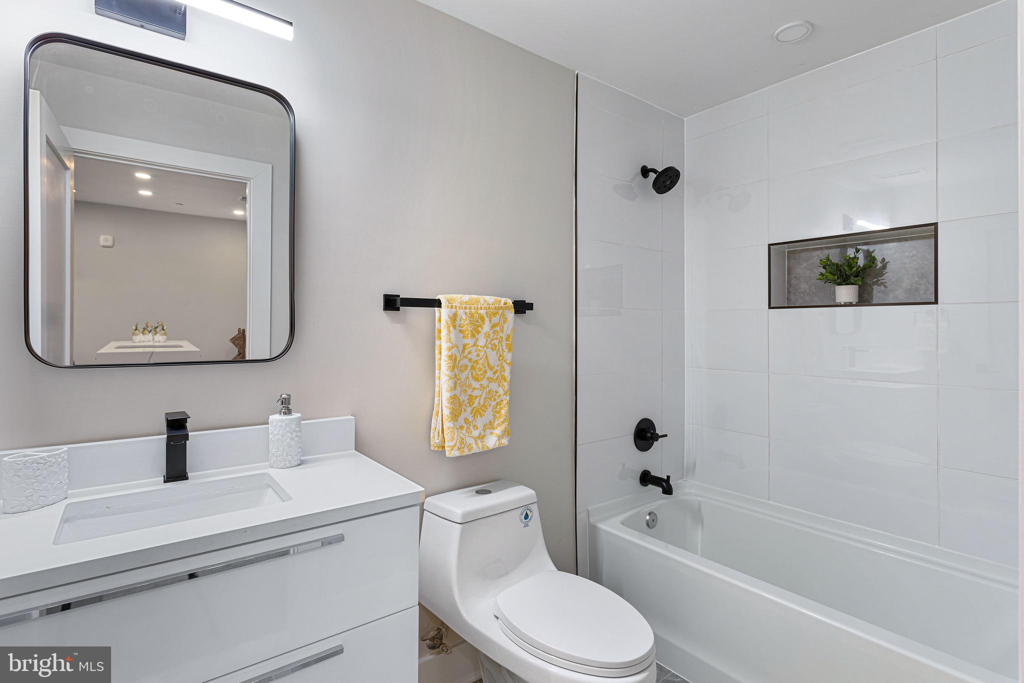 2209 M Street Northeast, Unit 9 Washington, DC 20002 - Photo 6 of 15 MODEL PHOTOS