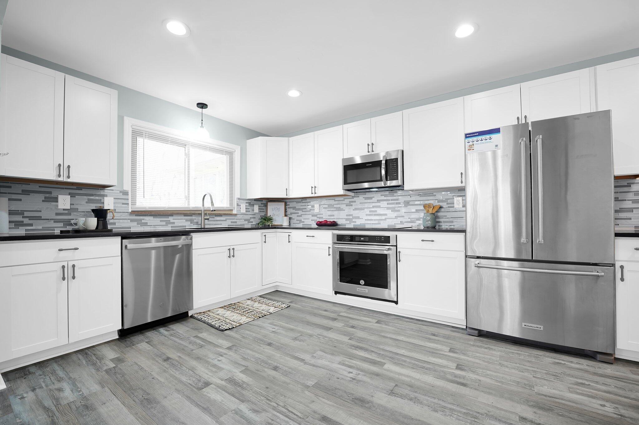 2895 Charing Road Columbus, OH 43221 - Photo 9 of 24 Kitchen 1-1
