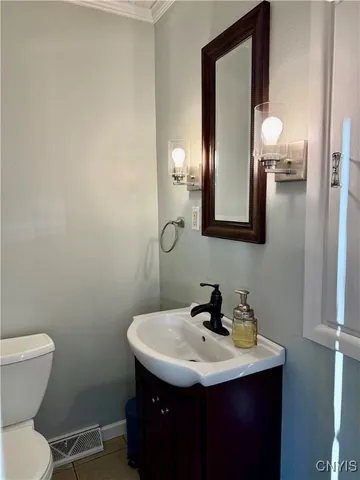 $414,900 | 7 Upper Woods Circle, New Hartford, NY 13413