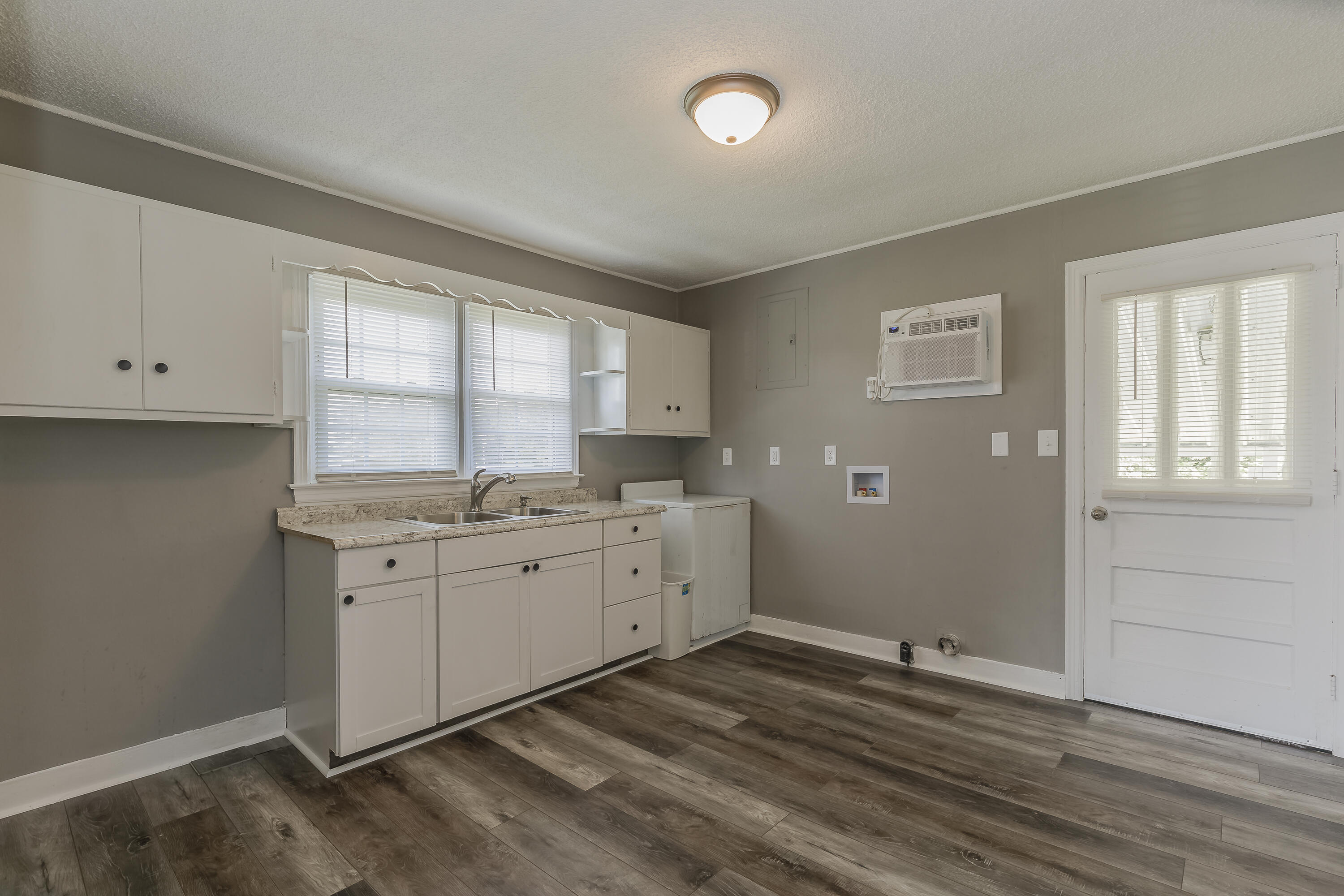 125 Reese Road LaFayette, GA 30728 - Photo 7 of 31 Kitchen