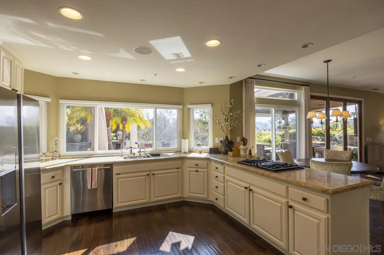 3245 Brookside Lane Encinitas, CA 92024 - Photo 12 of 53