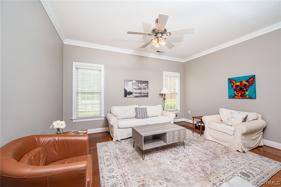 5080 Park Commons Loop Glen Allen, VA 23059 - Photo 19 of 41 a living room with furniture and a large window