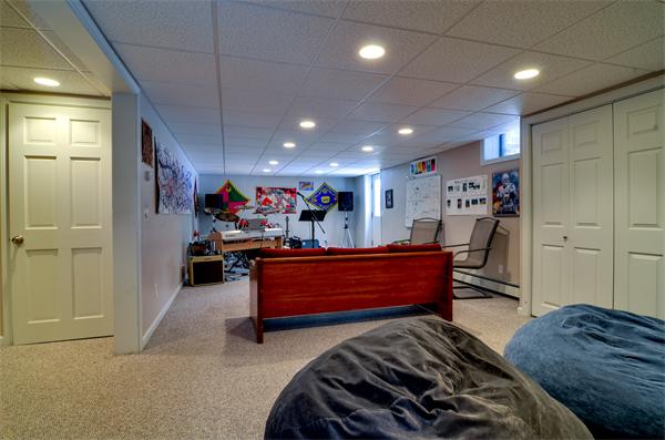 6 Sandra Pond Road Westborough, MA 01581 - Photo 23 of 26 Gallery Image 23