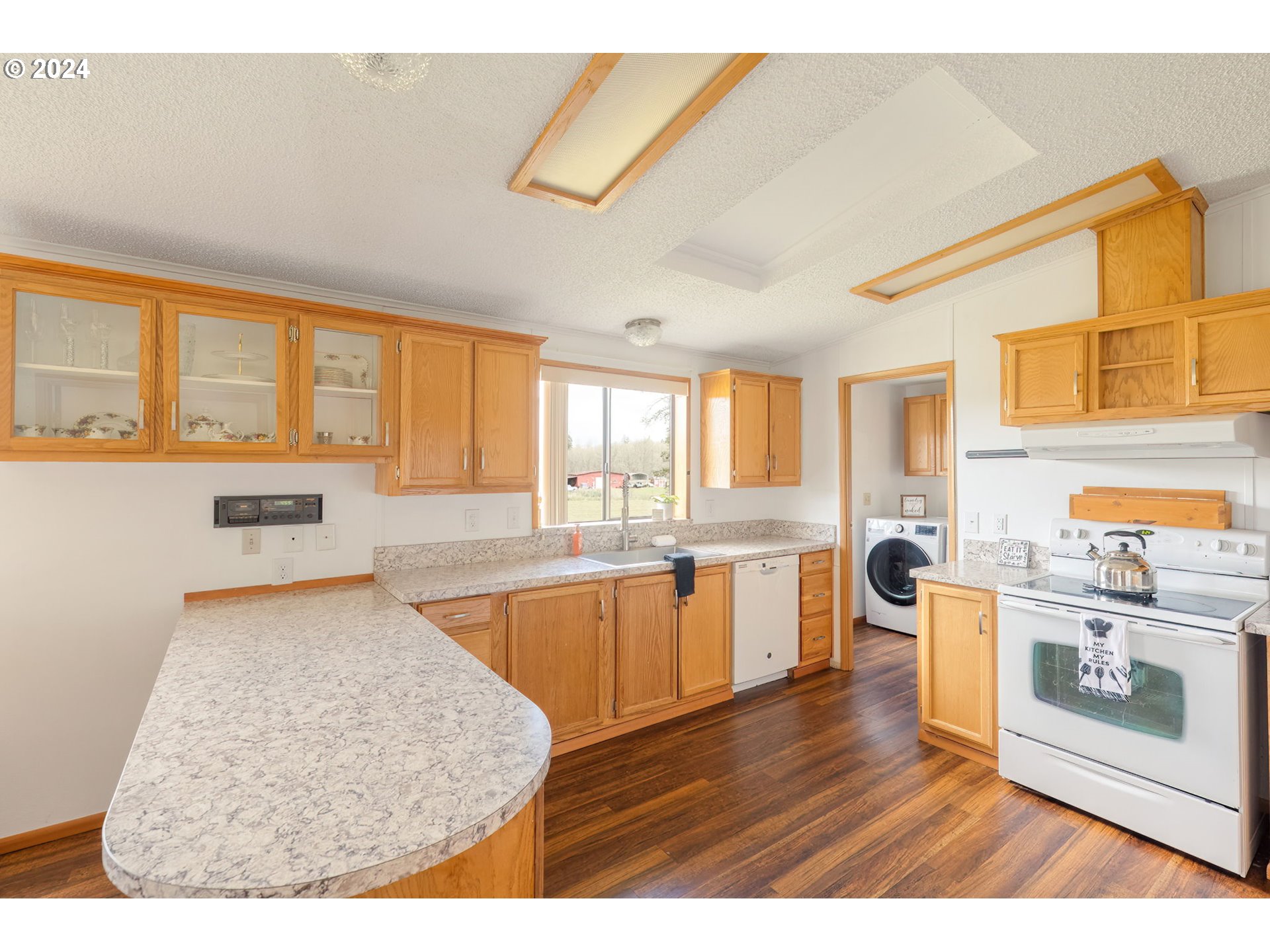 208 Smokey Valley Road Toledo, WA 98591 - Photo 8 of 40 Gallery Image 8