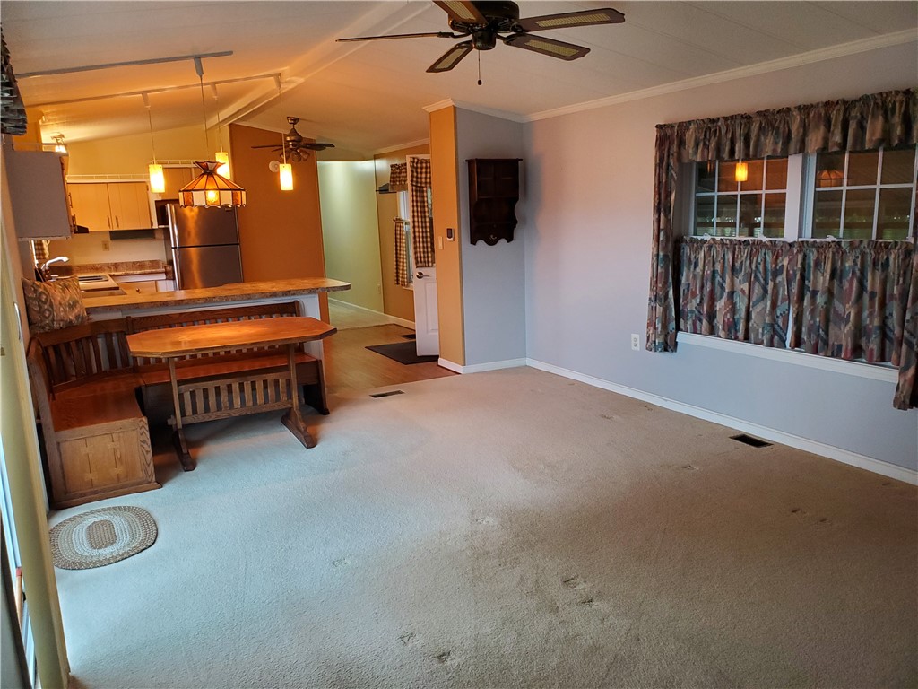 3 5 Elms Circle Coventry, RI 02816 - Photo 6 of 31