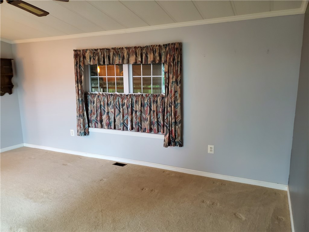 3 5 Elms Circle Coventry, RI 02816 - Photo 9 of 31