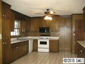 242 South Mccoy Road Salisbury, NC 28144 - Photo 2 of 8 Gallery Image 2